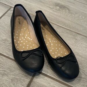 Black Ballet Flats